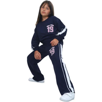 ARABİYELİ ŞERİTLİ  KABARTMA BASKILI TAKIM 4Y,5Y,6Y,7Y,8Y Kız