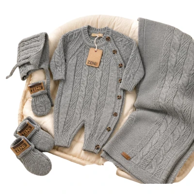 BEBE KUTULU SET 6 Ay Uni